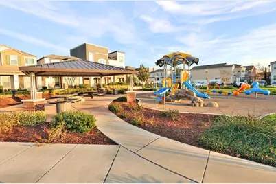 3280 Hummingbird Court, West Sacramento, CA 95691 - Photo 45