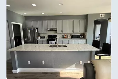 2094 New Hampshire Way, Sacramento, CA 95835 - Photo 5