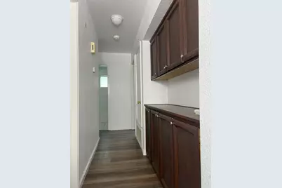 7441 Spicewood Drive, Sacramento, CA 95831 - Photo 11