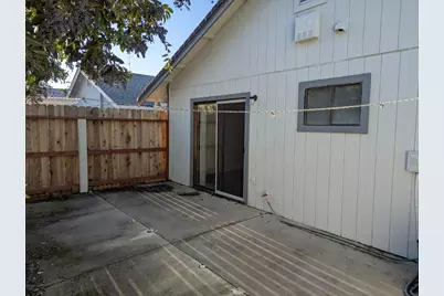 7441 Spicewood Drive, Sacramento, CA 95831 - Photo 17