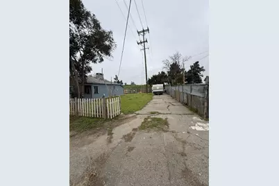 1603 W Hazelton Avenue, Stockton, CA 95203 - Photo 5