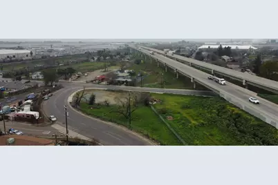 1603 W Hazelton Avenue, Stockton, CA 95203 - Photo 9