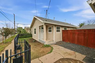 702 Dixieanne Ave, Sacramento, CA 95815 - Photo 35