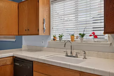 7213 Coronet Court, Citrus Heights, CA 95621 - Photo 15