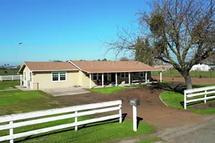 5801 Pleasant Valley Rd, Oakdale, CA 95361 - Photo 1