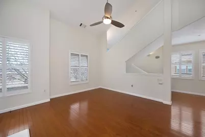 5350 Dunlay Drive #2011, Sacramento, CA 95835 - Photo 9