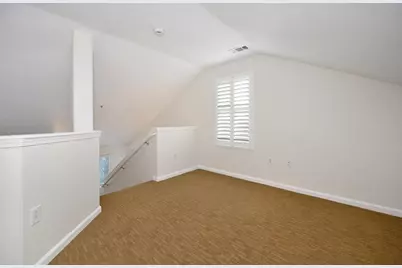 5350 Dunlay Drive #2011, Sacramento, CA 95835 - Photo 15