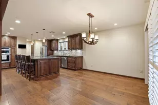 445 Sierra Ln, Sacramento, CA 95864 - Photo 11