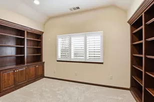 445 Sierra Ln, Sacramento, CA 95864 - Photo 31