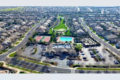 9644 Oakham Way, Elk Grove, CA 95757 - Photo 69