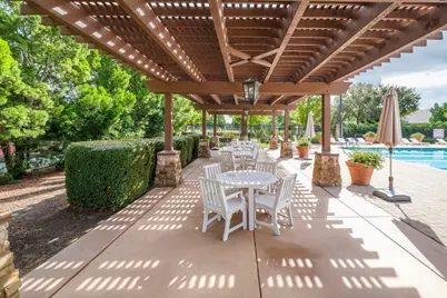 9644 Oakham Way, Elk Grove, CA 95757 - Photo 51