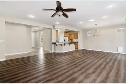 9644 Oakham Way, Elk Grove, CA 95757 - Photo 11