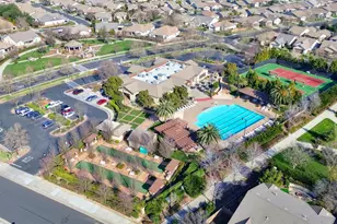 9644 Oakham Way, Elk Grove, CA 95757 - Photo 63