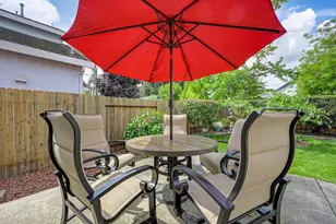 9448 Plainoak Way, Elk Grove, CA 95758 - Photo 29