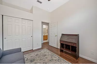 9448 Plainoak Way, Elk Grove, CA 95758 - Photo 19