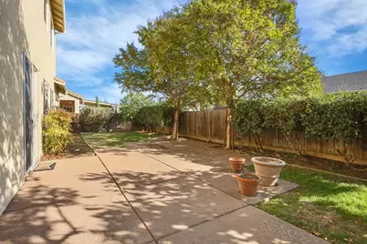 2378 Aviles, Merced, CA 95340 - Photo 61