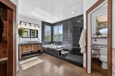 701 Rolling Green Drive, West Sacramento, CA 95605 - Photo 33