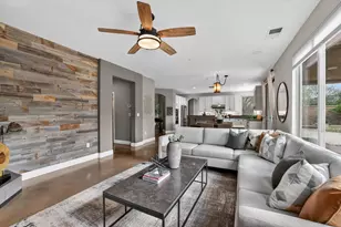 701 Rolling Green Dr, West Sacramento, CA 95605 - Photo 19