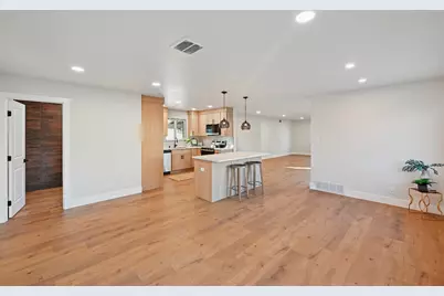 7423 Kingsmen Avenue, Citrus Heights, CA 95621 - Photo 17