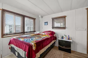 7552 Red Bud Ln, Sacramento, CA 95828 - Photo 15