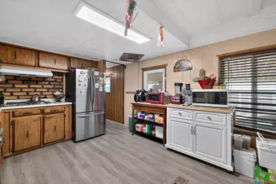 7552 Red Bud Lane, Sacramento, CA 95828 - Photo 11