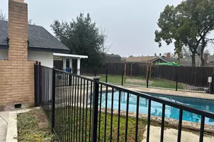 1954 Robin Dr, Ceres, CA 95307 - Photo 17