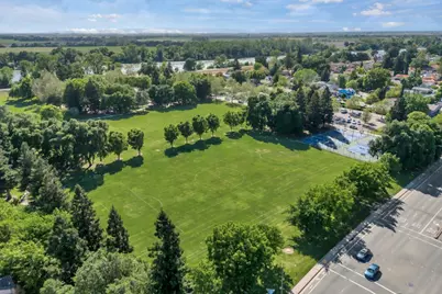 8088 Little Isle Lane, Sacramento, CA 95831 - Photo 49