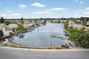 8088 Little Isle Ln, Sacramento, CA 95831 - Photo 53