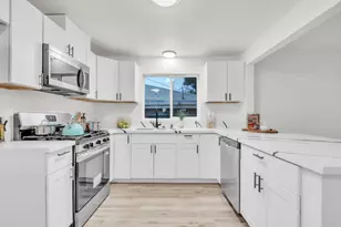 830 Flower St, Turlock, CA 95380 - Photo 11