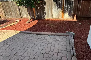 8541 Brisenbourg Way, Antelope, CA 95843 - Photo 35