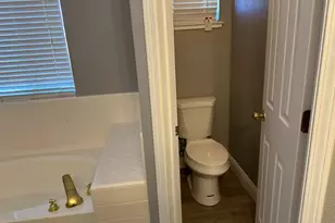 8541 Brisenbourg Way, Antelope, CA 95843 - Photo 19