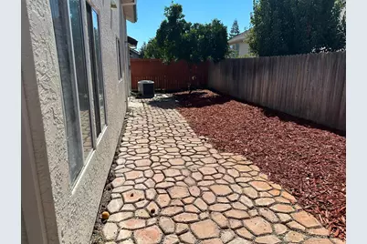 8541 Brisenbourg Way, Antelope, CA 95843 - Photo 37