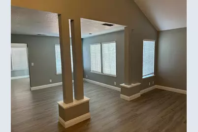 8541 Brisenbourg Way, Antelope, CA 95843 - Photo 5