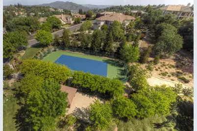 634 Lakecrest Drive, El Dorado Hills, CA 95762 - Photo 43