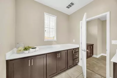 1437 Cummings Way, Folsom, CA 95630 - Photo 35