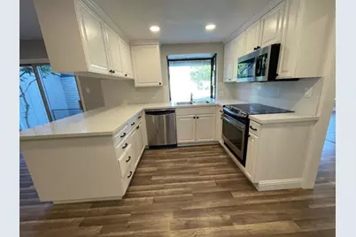 9704 Springfield Way, Stockton, CA 95212 - Photo 5