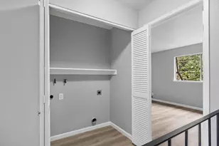 10401 Shaw St, Oakland, CA 94605 - Photo 17