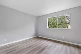 10401 Shaw St, Oakland, CA 94605 - Photo 13