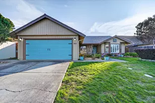 621 Dawnridge Rd, Roseville, CA 95678 - Photo 1