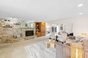 215 Toyon Dr, Woodland, CA 95695 - Photo 13