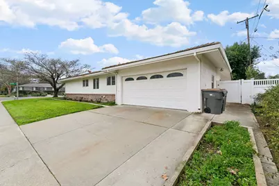 215 Toyon Drive, Woodland, CA 95695 - Photo 9