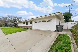 215 Toyon Dr, Woodland, CA 95695 - Photo 9