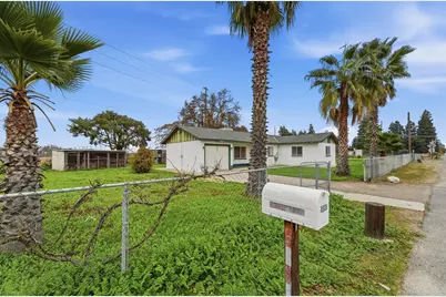 4529 E Briggsmore Avenue, Modesto, CA 95355 - Photo 3