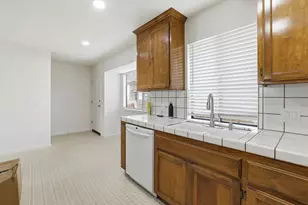 611 Mormon St, Folsom, CA 95630 - Photo 27