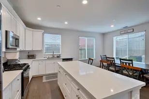 5514 Malibu Palm Ct, Sacramento, CA 95842 - Photo 11