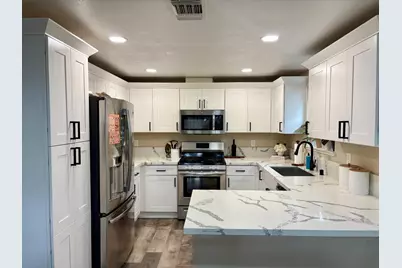 212 Jubilee Way, Rio Linda, CA 95673 - Photo 5