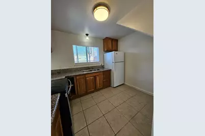 829 Palm Circle, Tracy, CA 95376 - Photo 11