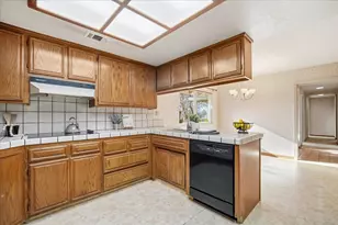 363 Diamond Oaks Rd, Roseville, CA 95678 - Photo 17