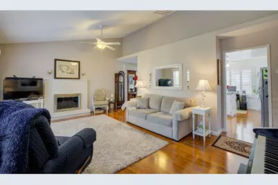 15 Coyle Creek Circle, Fair Oaks, CA 95628 - Photo 5