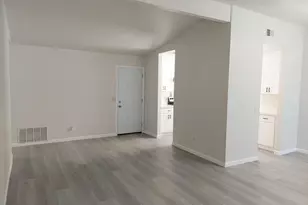 5 Bolinas Ct, Sacramento, CA 95823 - Photo 7